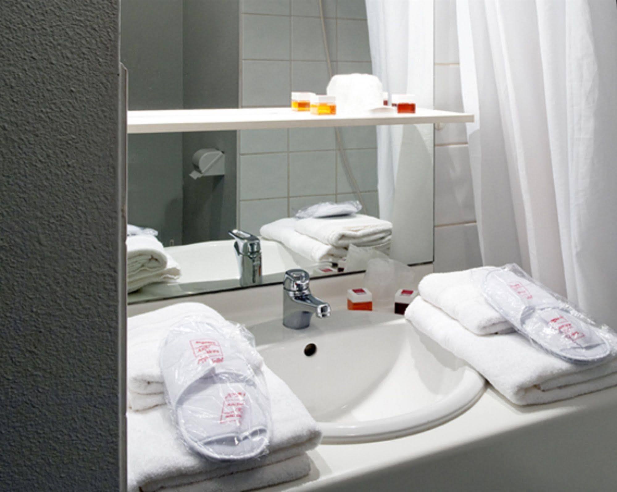Sejours & Affaires Rouen Normandie Sotteville-les-Rouen Exterior photo